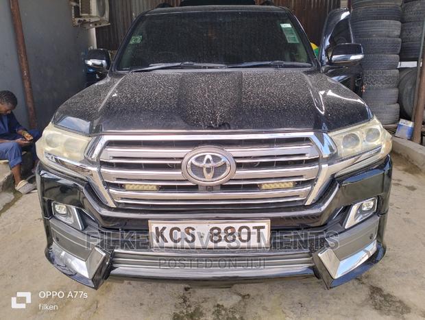 2012 Toyota Land Cruiser ZX 4.6 V8 Black: Premium Off-Road Experience