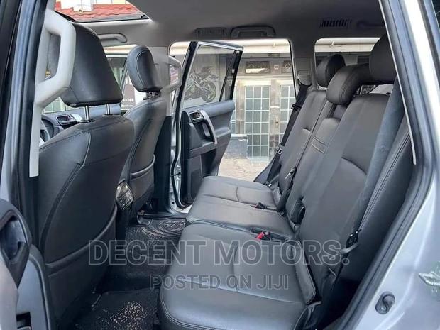 2016 Toyota Land Cruiser Prado 2.8 D-4D Silver - Impressive Off-Roader