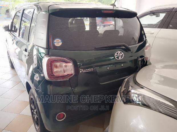 Toyota Passo 2016 Green