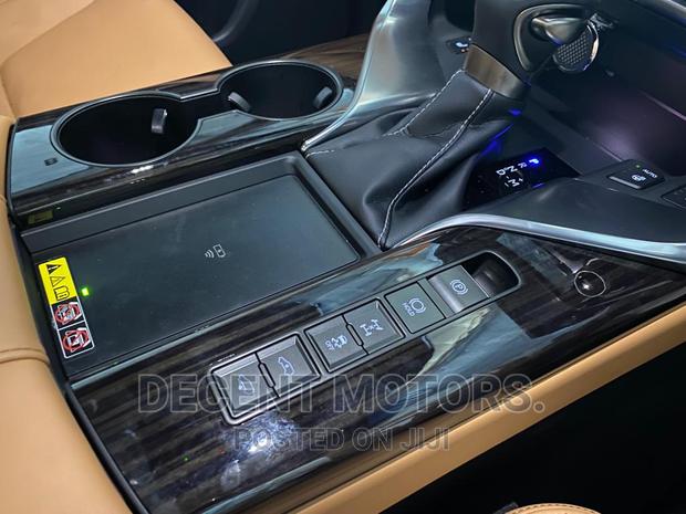 New 2022 Lexus LX White - Powerful and Stylish SUV