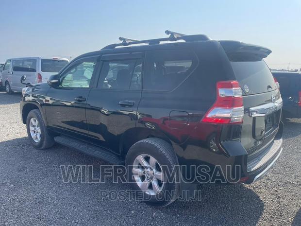 2017 Toyota Land Cruiser Prado 2.7 - Sleek Black Model