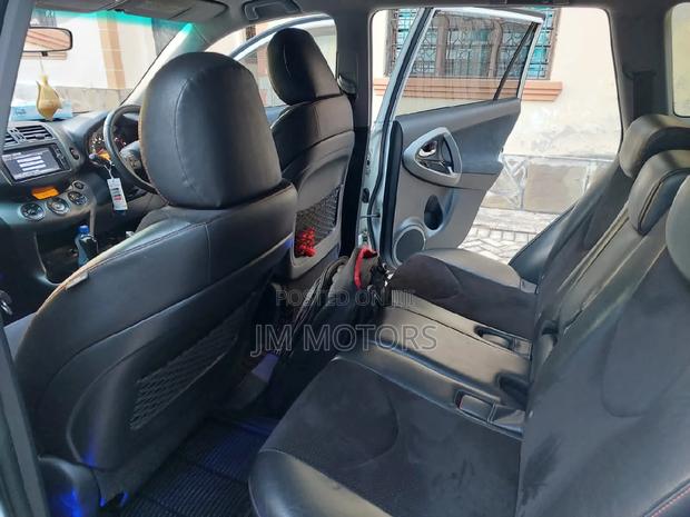 White 2013 Toyota Vanguard Available
