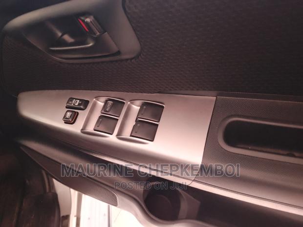 Toyota Hilux 2016 Gray