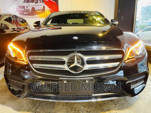 2017 E200 Mercedes-Benz Black - Sophisticated Sedan