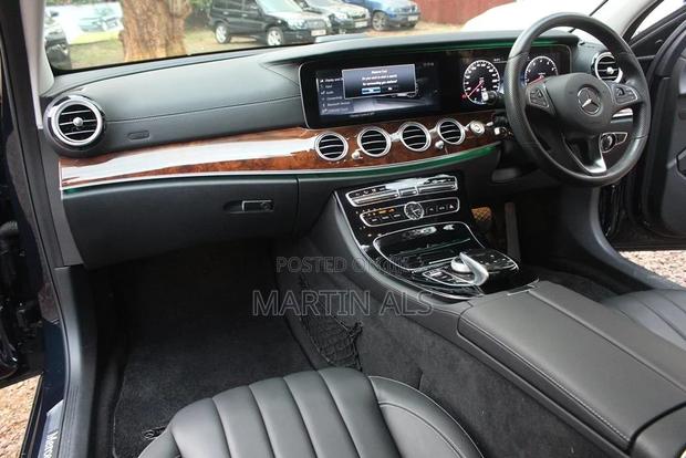 2017 Mercedes-Benz E400: Luxury Green Sedan