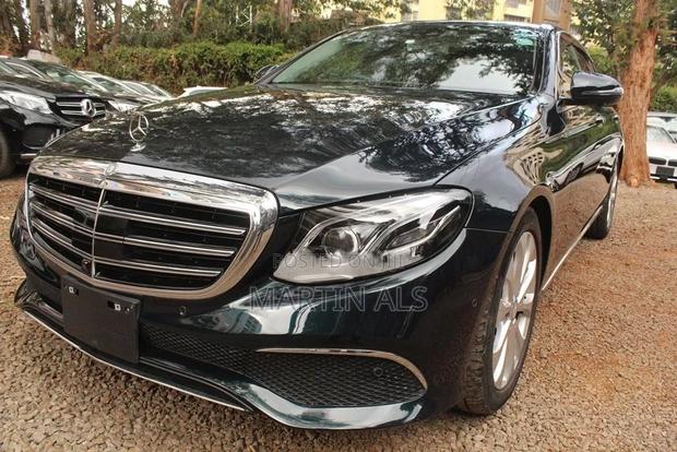 2017 Mercedes-Benz E400: Luxury Green Sedan
