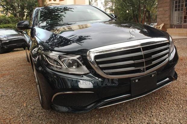 2017 Mercedes-Benz E400: Luxury Green Sedan