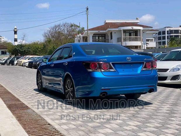 Pre-owned 2017 Toyota Mark X Blue - Sedan with Luxury Features