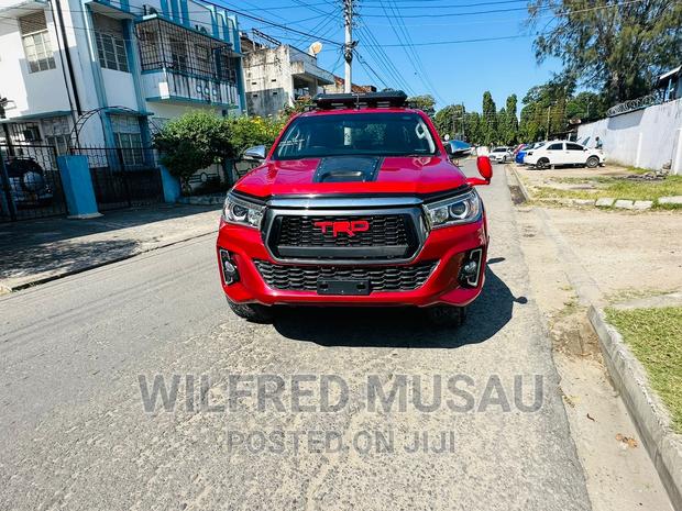 Red 2016 Toyota Hilux: Capable and Attractive Pickup