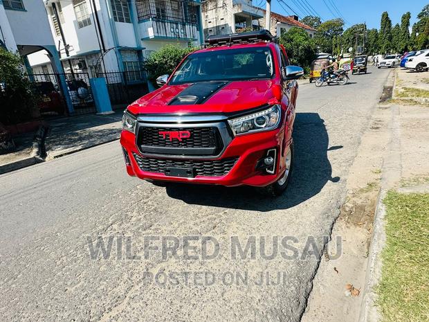 Red 2016 Toyota Hilux: Capable and Attractive Pickup