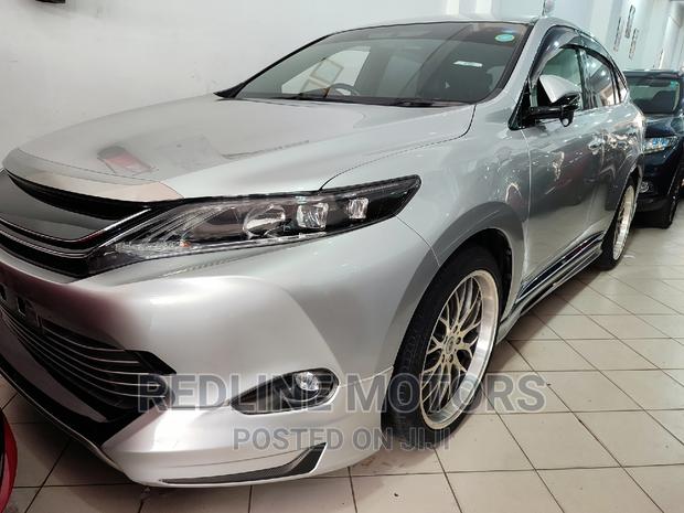 Used 2017 Toyota Harrier Silver: Affordable Luxury SUV