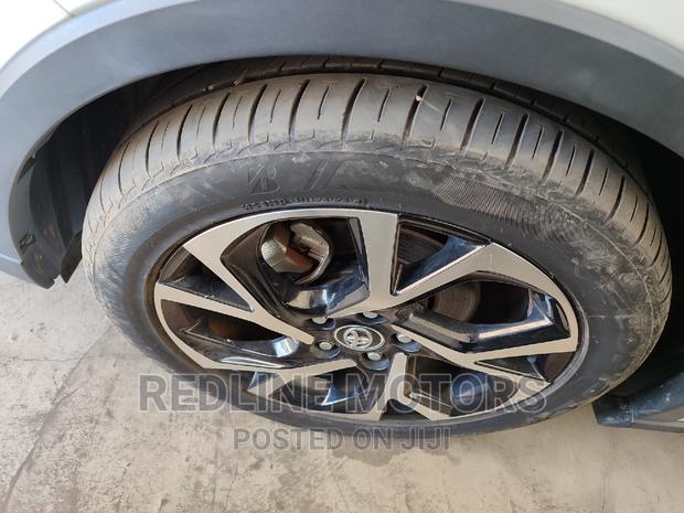 2017 Toyota C-HR - White - Late Model Used