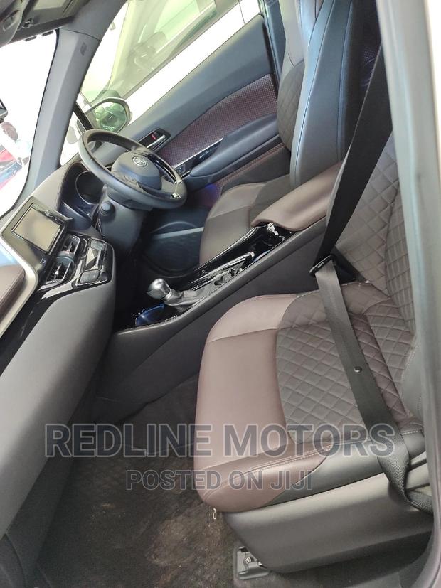 2017 Toyota C-HR - White - Late Model Used