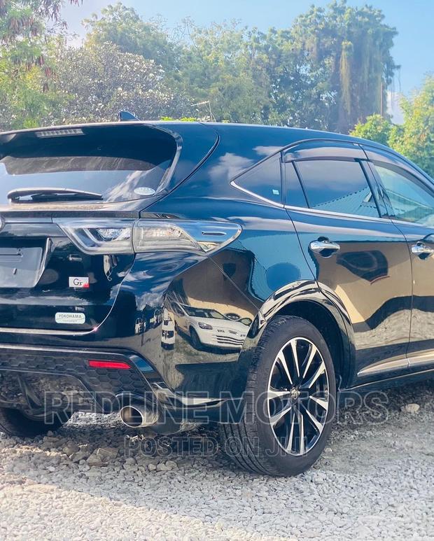 Pre-owned 2016 Toyota Harrier 4WD Black - Quality SUV at Great Price