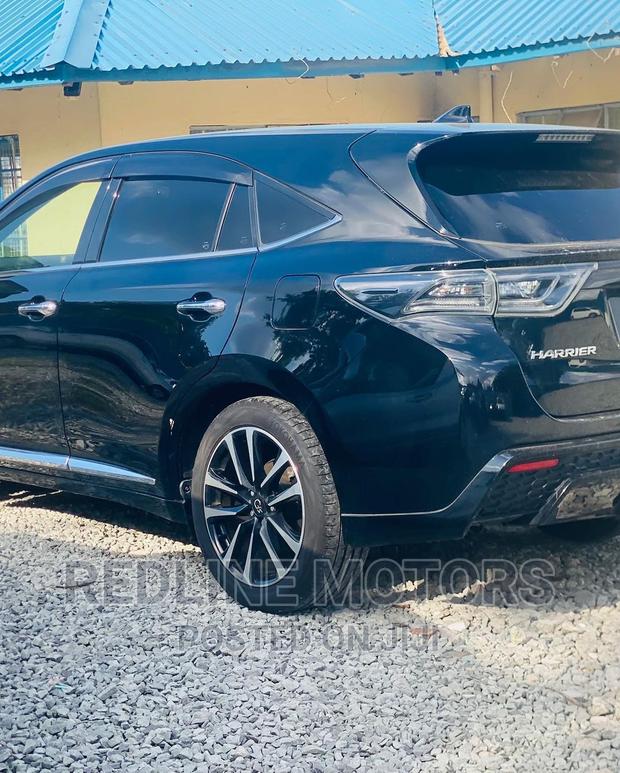 Pre-owned 2016 Toyota Harrier 4WD Black - Quality SUV at Great Price