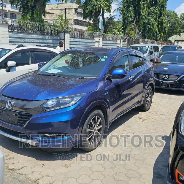 2016 Honda Vezel 1.5 Hybrid 2WD Red - Excellent Pre-owned Deal