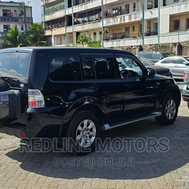 Black 2016 Mitsubishi Pajero V90 2.8 GL - Used SUV for Sale