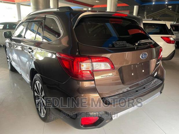 2017 Subaru Outback 2.5i Limited Brown AWD - Luxurious SUV