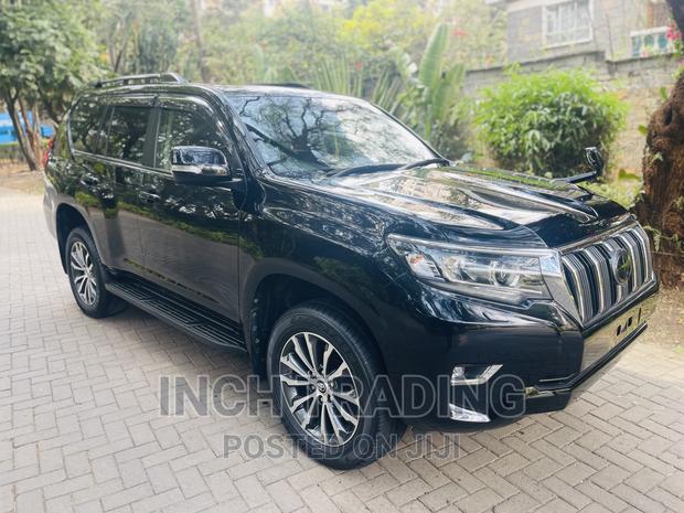 2018 Toyota Land Cruiser Prado 2.7 Black - Stylish Off-Roader for Your Adventures