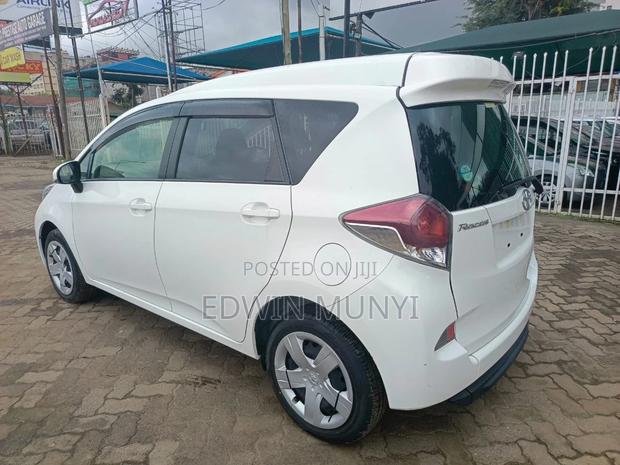 2016 Toyota Ractis in White - Perfect Family Car