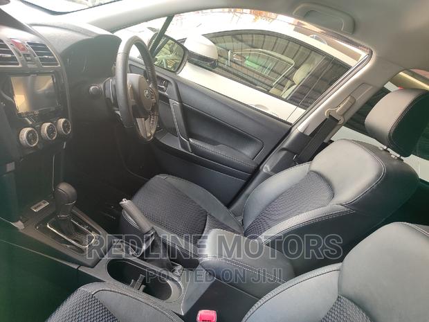 2016 AWD Touring 2.0XT Subaru Forester in Black