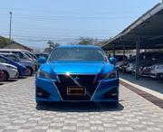 2016 Toyota Crown in Blue: Premium Sedan for sale
