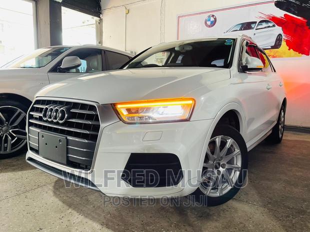 2016 White Audi Q3 2.0 TFSI 180hp - Luxury Performance