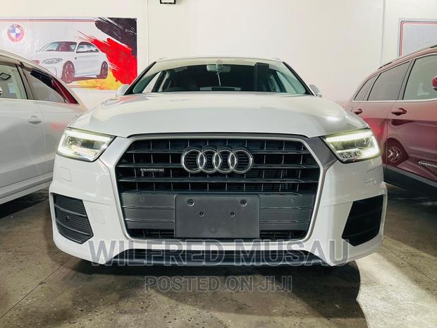 2016 White Audi Q3 2.0 TFSI 180hp - Luxury Performance