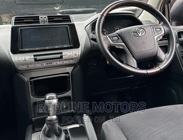 2018 Toyota Land Cruiser Prado - Black Edition: Used Luxury SUV