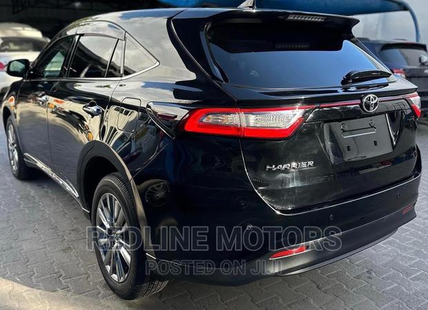 Black Toyota Harrier 2017 - Sophisticated Luxury SUV