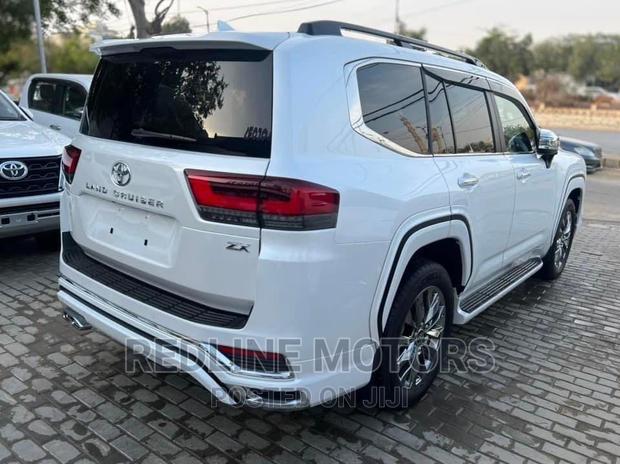White 2018 Toyota Land Cruiser - Unmatched Capability