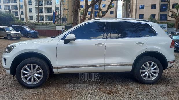 2016 Volkswagen Touareg - White Edition - Powerful SUV