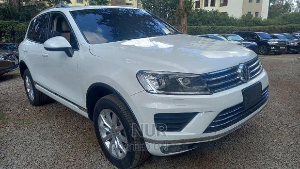 2016 Volkswagen Touareg - White Edition - Powerful SUV