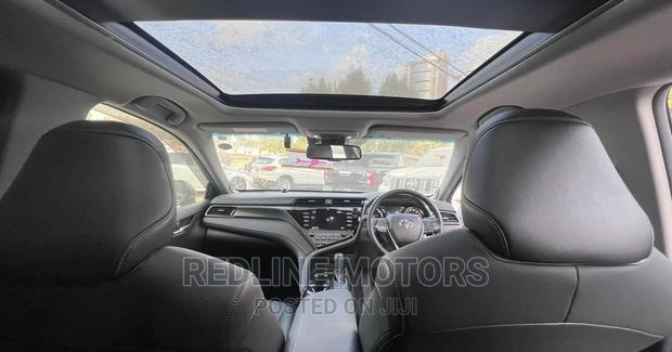 2018 Toyota Camry - White Edition - Smooth Ride