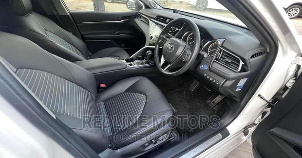 2018 Toyota Camry - White Edition - Smooth Ride