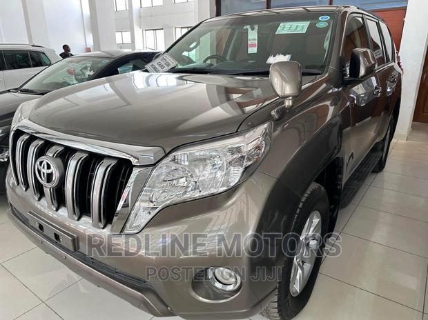 Golden 2016 Toyota Land Cruiser Prado - Powerful Off-Roader