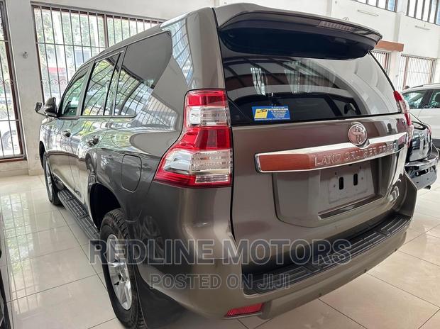 Golden 2016 Toyota Land Cruiser Prado - Powerful Off-Roader