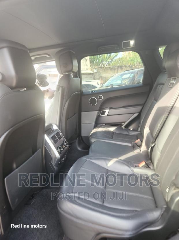 Black 2017 Land Rover Range Rover Sport HSE 4x4 with 3.0L V6 Engine - High-Quality Used Offer