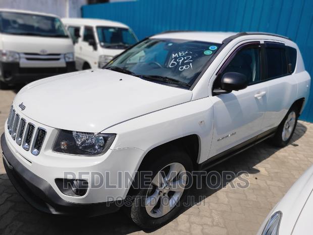 2016 Jeep Compass - White: The Ultimate SUV for Your Journey