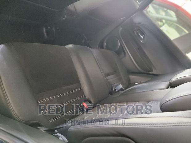 2016 Honda Vezel Blue - Reliable and Efficient Compact Crossover