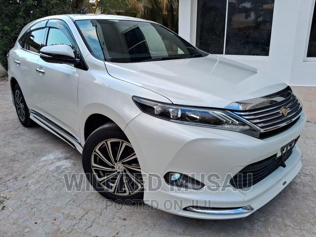 2016 White Toyota Harrier 2.0 - High-Quality SUV Available