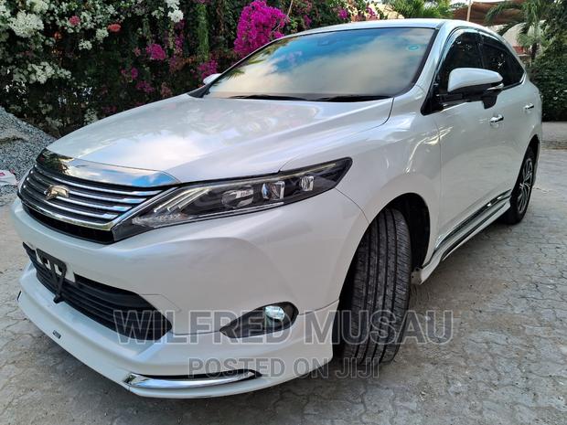 2016 White Toyota Harrier 2.0 - High-Quality SUV Available