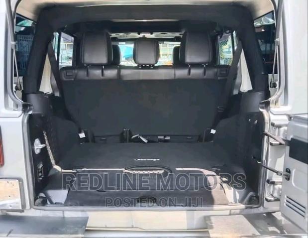 2016 Jeep Wrangler - Silver Beauty: Ready for Adventure!