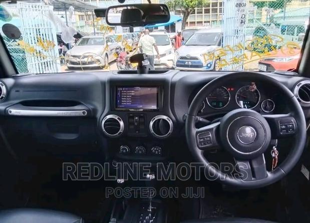 2016 Jeep Wrangler - Silver Beauty: Ready for Adventure!