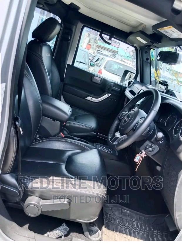 2016 Jeep Wrangler - Silver Beauty: Ready for Adventure!