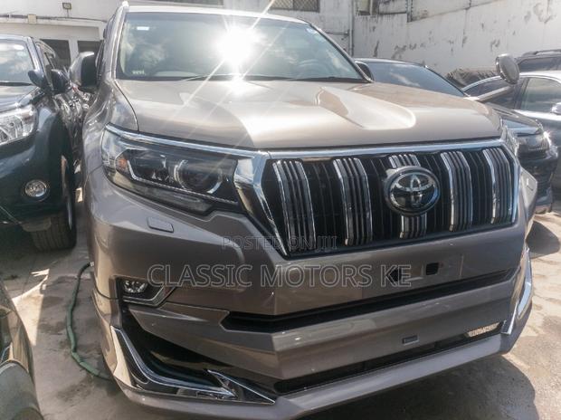 2019 Toyota Land Cruiser Prado 2.8 Diesel Gray - Premium Off-Roader
