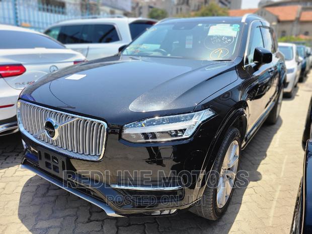 Volvo XC90 2017 Black - Sophisticated SUV with Luxury Interior