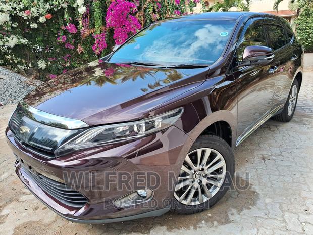 Used 2016 Toyota Harrier in Brown: Affordable and Stylish