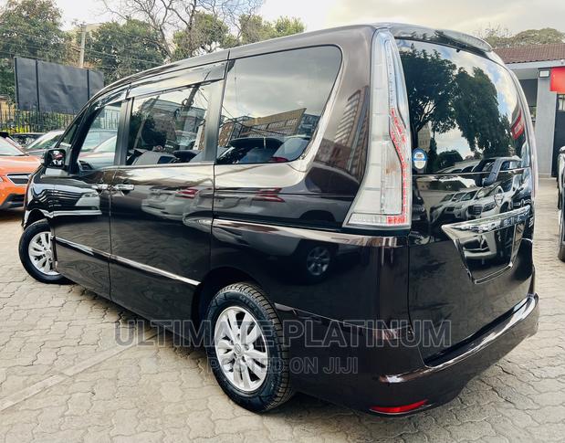 2016 Nissan Serena Brown - Spacious and Stylish Family Vehicle