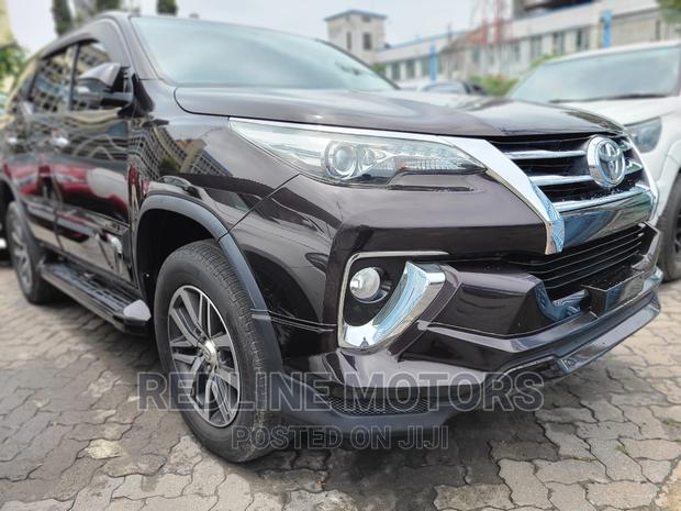 Dark Side of Fortuner 2016 Toyota: Athletic SUV with Darkened Exterior